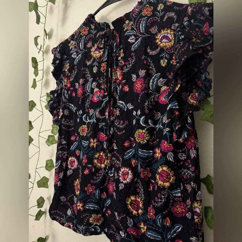Xhilaration Multicolor Floral Blouse NWT - Picture 11 of 13